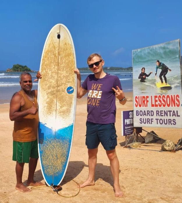 ホテル Beach Paradise マータラ エクステリア 写真